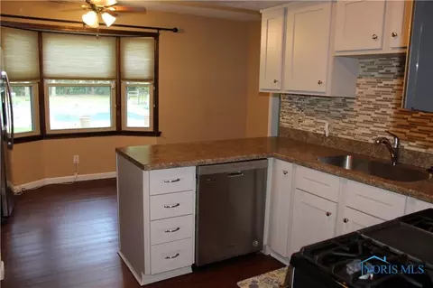 5064 S Eber Rd, Monclova, OH 43542 photo 11