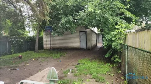167 Everett St, Toledo, OH 43608 photo 3
