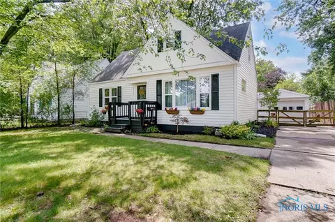 4733 Naomi Dr, Toledo, OH 43623