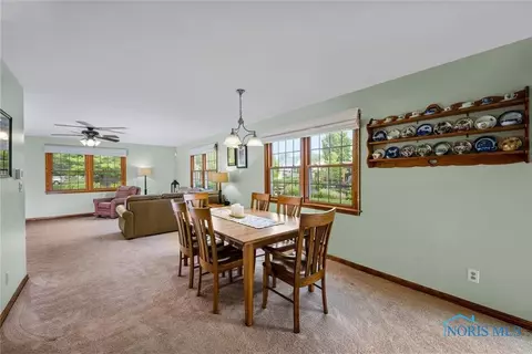 3116 Heatherdowns Dr, Findlay, OH 45840 photo 17