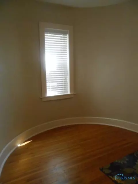 218 W Buckeye Ave, Ada, OH 45810 photo 14