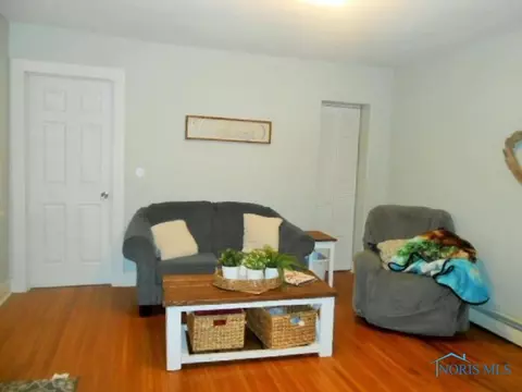 218 W Buckeye Ave, Ada, OH 45810 photo 10