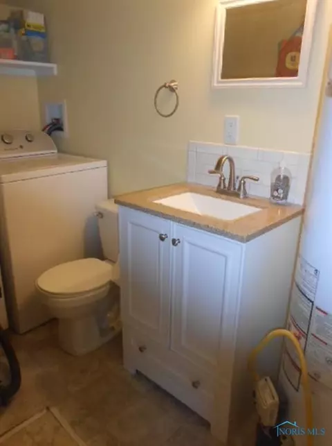 218 W Buckeye Ave, Ada, OH 45810 photo 17