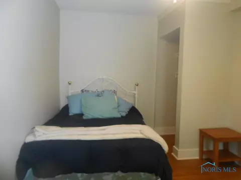218 W Buckeye Ave, Ada, OH 45810 photo 12