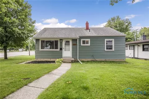 684 Centerfield Dr, Maumee, OH 43537
