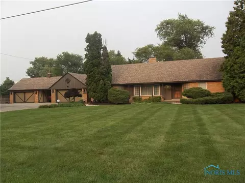 28756 Hille Dr, Millbury, OH 43447