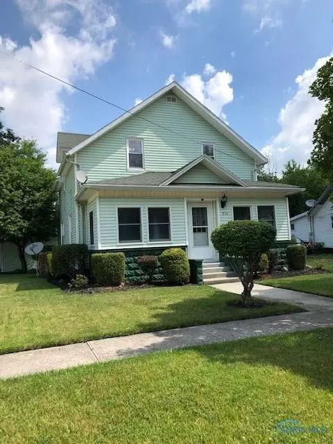 310 W 9th St, Genoa, OH 43430