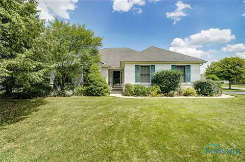 4337 Cattlemans Cir, Maumee, OH 43537
