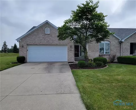 4515 Blackstone Dr, Maumee, OH 43537