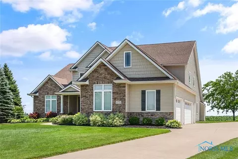 6753 Blue Stone Ct, Whitehouse, OH 43571