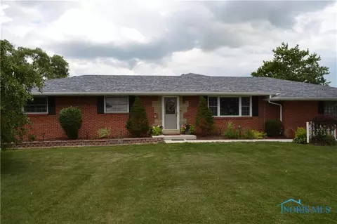 26002 Thompson Rd, Perrysburg, OH 43551
