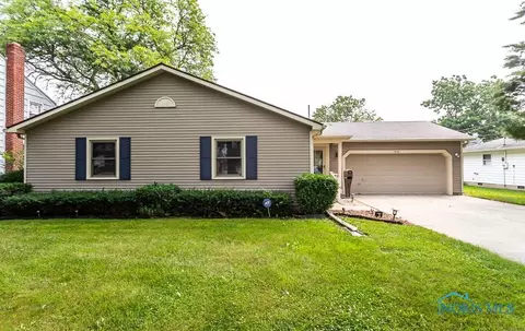 710 Corey St, Maumee, OH 43537