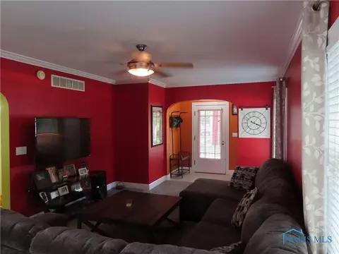 828 W High St, Bryan, OH 43506 photo 20