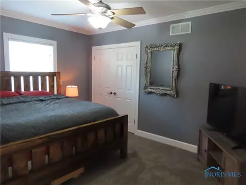 828 W High St, Bryan, OH 43506 photo 22