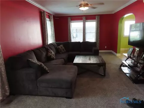828 W High St, Bryan, OH 43506 photo 16
