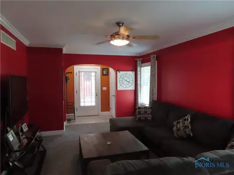 828 W High St, Bryan, OH 43506 photo 19