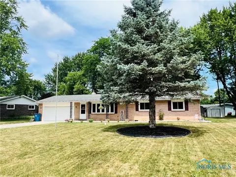 101 Sycamore Ln, Bryan, OH 43506