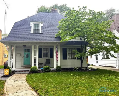 3728 Woodmont Rd, Toledo, OH 43613