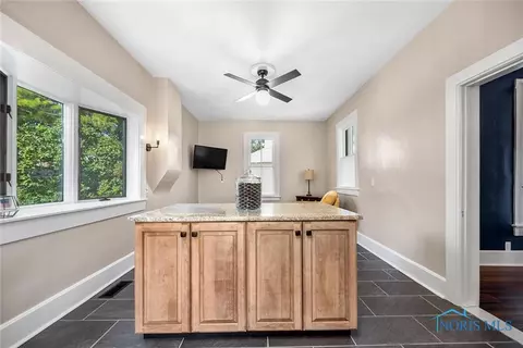 219 E Lima St, Findlay, OH 45840 photo 22