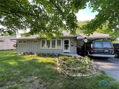 6118 Westacre Ln, Toledo, OH 43615