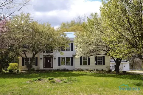1710 Berkey Rd, Swanton, OH 43558