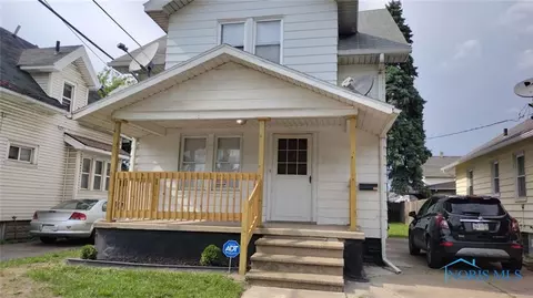 1011 E Manhattan Blvd, Toledo, OH 43608