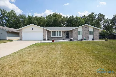 311 Southcrest Dr, Mccomb, OH 45858