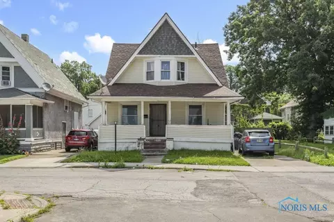 2022 E London Sq, Toledo, OH 43606