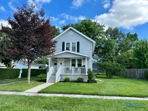 1815 James St, Fremont, OH 43420