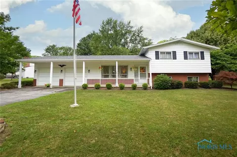 7699 Wildwood Rd, Findlay, OH 45840