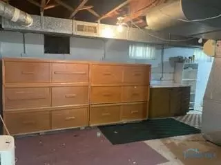 304 E Perry St, Walbridge, OH 43465 photo 18