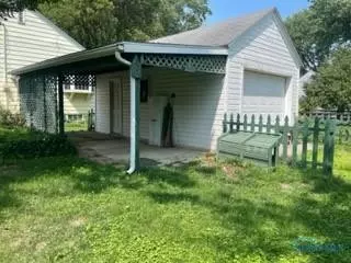 304 E Perry St, Walbridge, OH 43465 photo 26