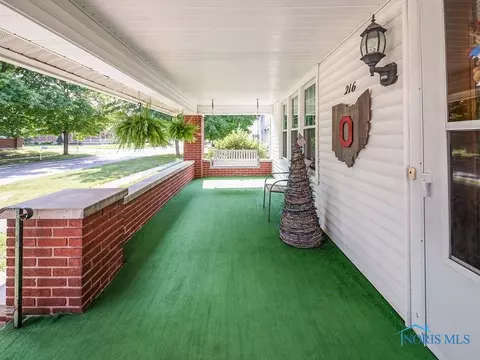 216 W Main St, Mccomb, OH 45858 photo 3