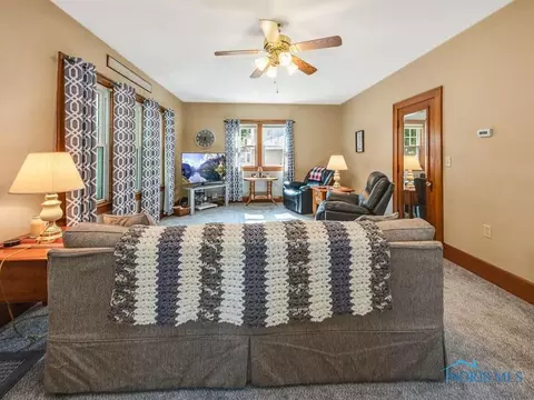 216 W Main St, Mccomb, OH 45858 photo 4