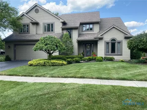 6642 Fawn Ln, Maumee, OH 43537
