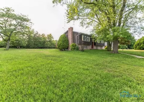 79 Sandy Trl, Willard, OH 44890 photo 2