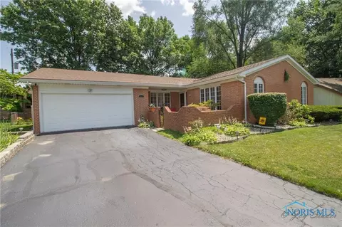 2631 Marla Ln, Maumee, OH 43537