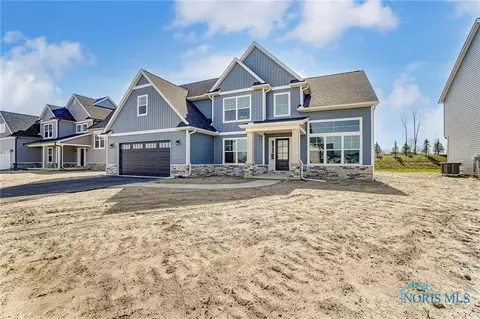 134 Barton Creek Dr, Perrysburg, OH 43551
