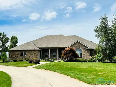 1464 Riverbend, Defiance, OH 43512