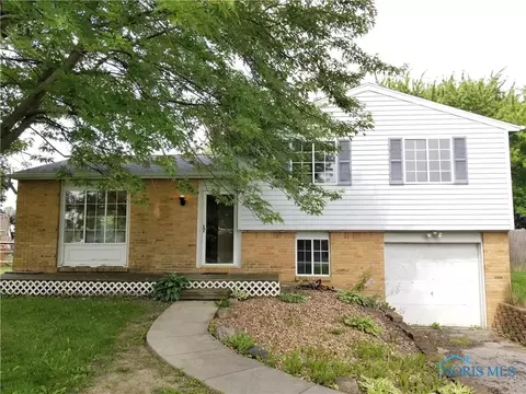 2526 Eden Dr, Northwood, OH 43619
