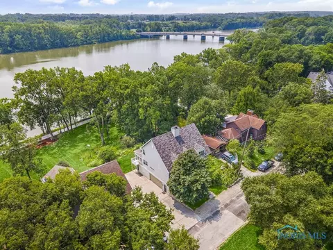 310 E Harrison St, Maumee, OH 43537