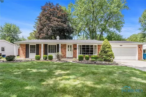 5903 Granville Dr, Sylvania, OH 43560