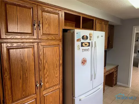 1103 Markey Dr, Bryan, OH 43506 photo 8