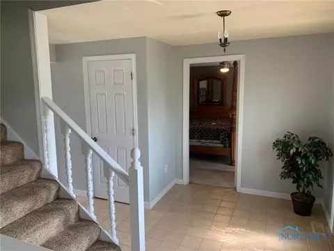 1103 Markey Dr, Bryan, OH 43506 photo 2