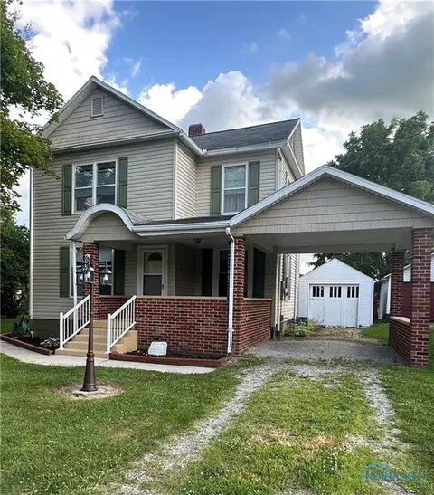 631 E Findlay St, Carey, OH 43316