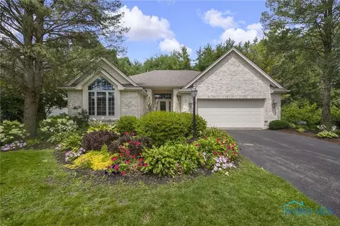 7518 Hollow Creek Dr, Toledo, OH 43617