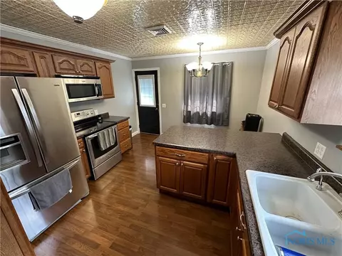 506 S Gormley St, Forest, OH 45843 photo 4