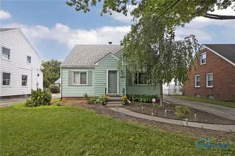 3138 Heatherdowns Blvd, Toledo, OH 43614