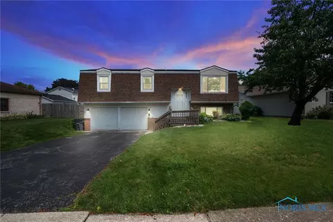 2227 Angel Ave, Toledo, OH 43611