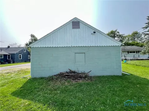 809 Cherry St, Genoa, OH 43430 photo 12